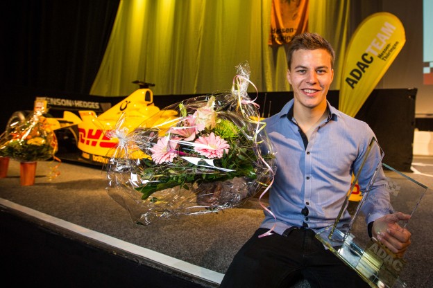 Hen­ry Ja­co­bi zum Mo­tor­sport­ler des Jah­res 2014 im ADAC Hes­sen-​Thü­rin­gen ge­wählt